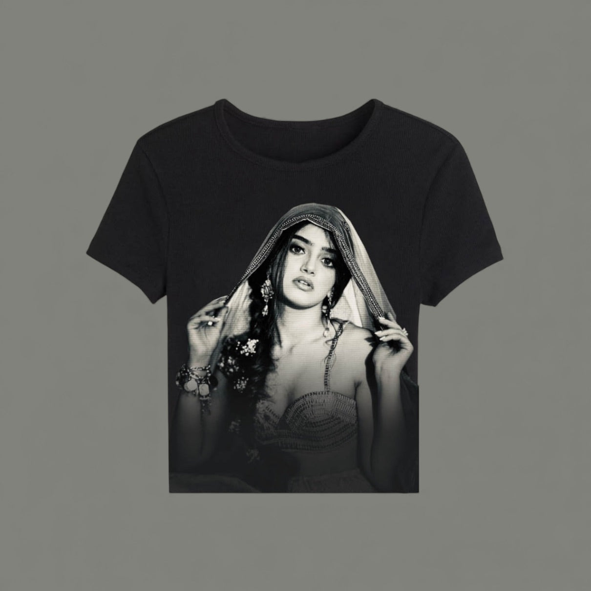 Aria Mody Photograph Oversize T-Shirt